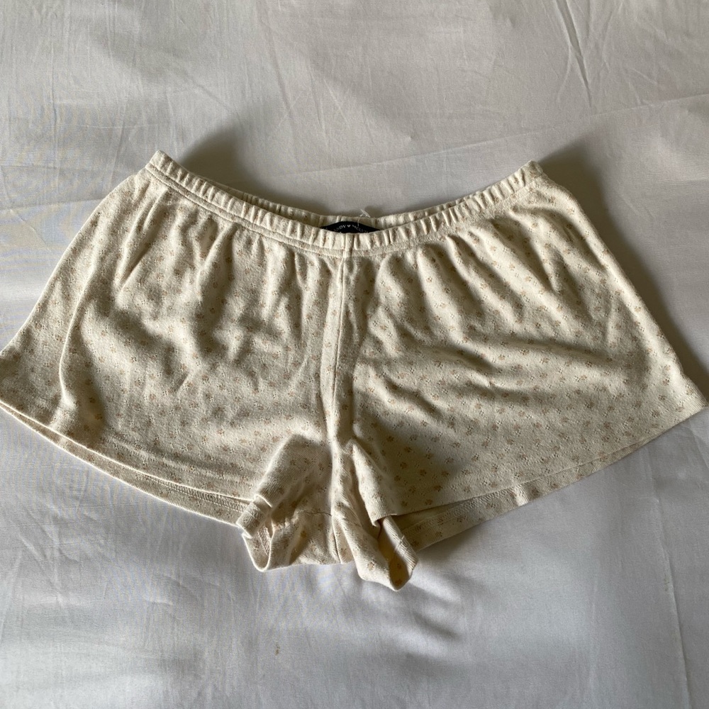 Brandy Melville floral shorts
